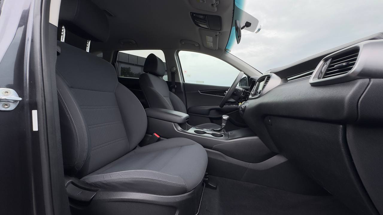 KIA SORENTO LX 2018