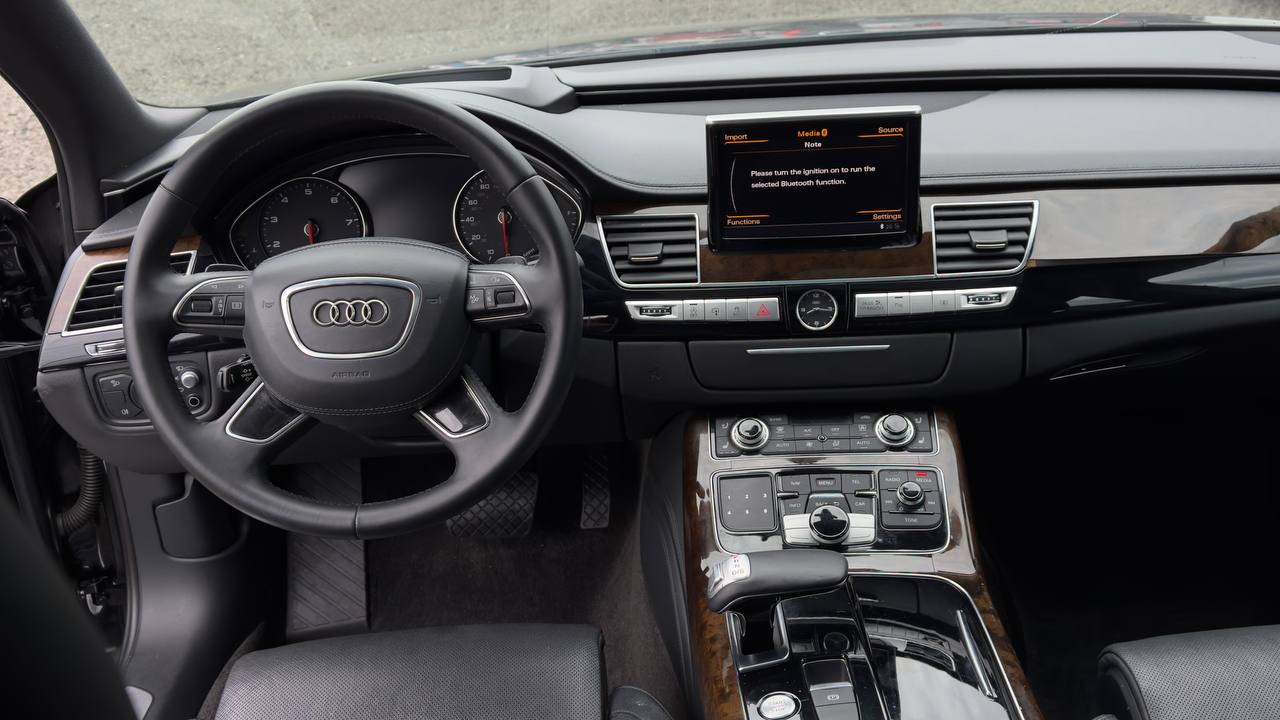 AUDI A8 L QUATTRO 2014