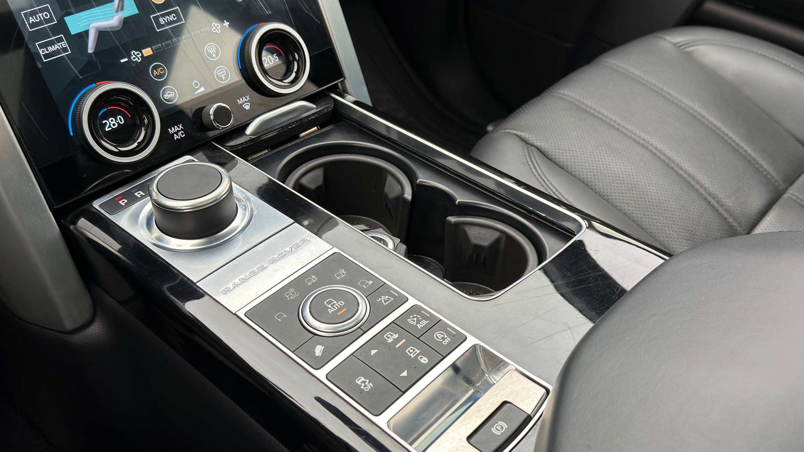 LAND ROVER RANGE ROVER HSE 2014