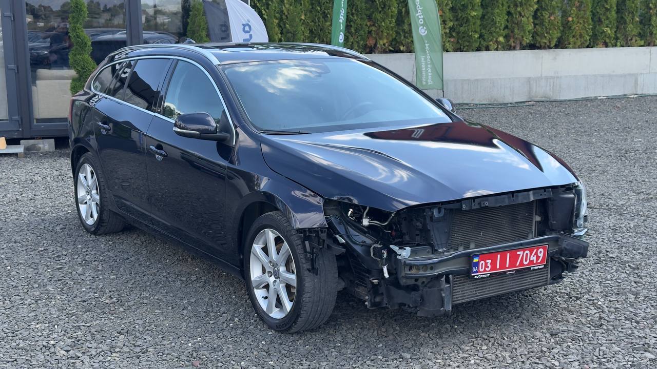 VOLVO V60 T5 PREMIER 2015