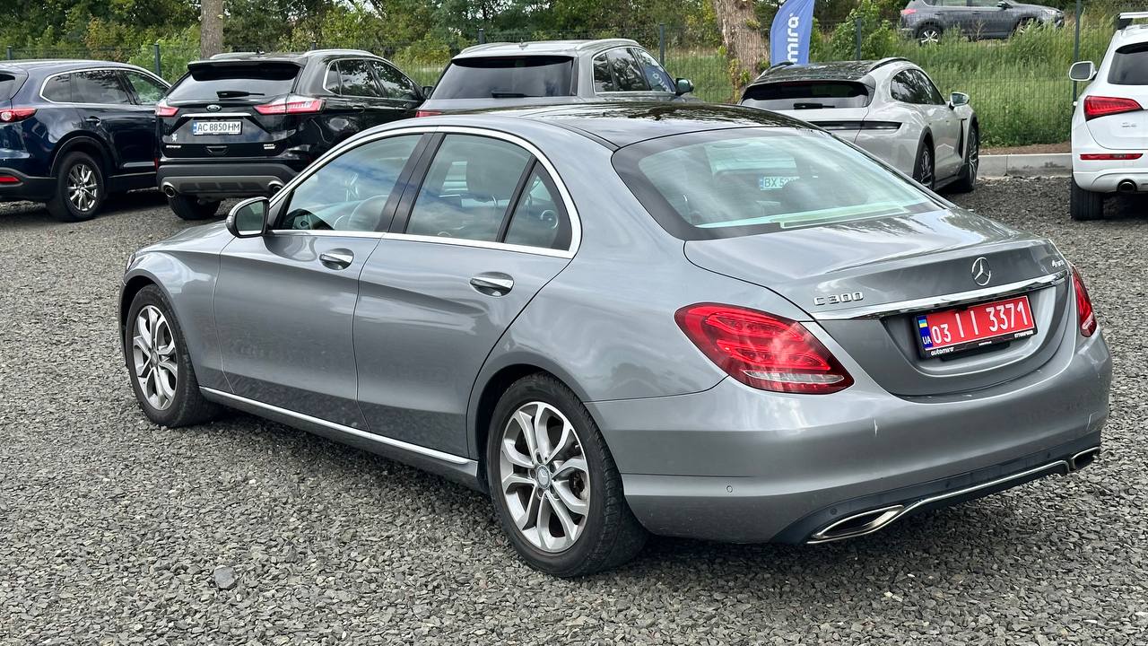 MERCEDES-BENZ C 300 4MATIC 2015