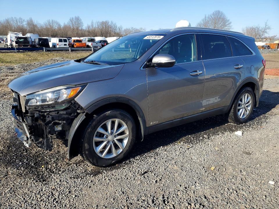 KIA SORENTO LX 2016