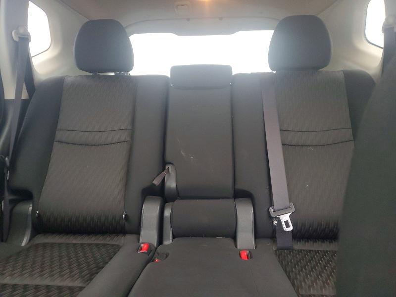 NISSAN ROGUE SV 2016