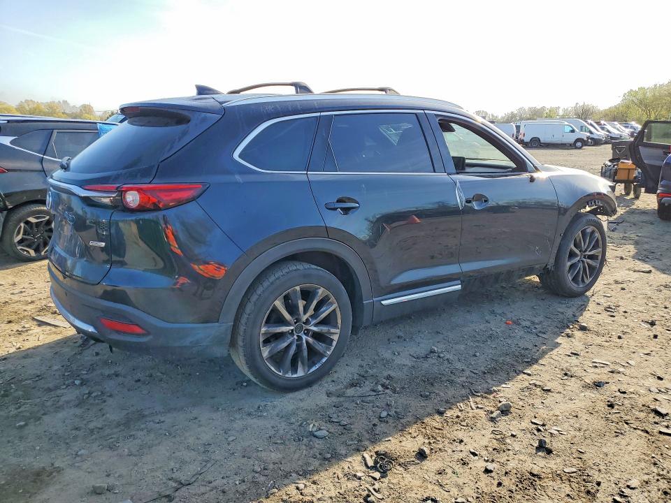 MAZDA CX-9 SIGNATURE