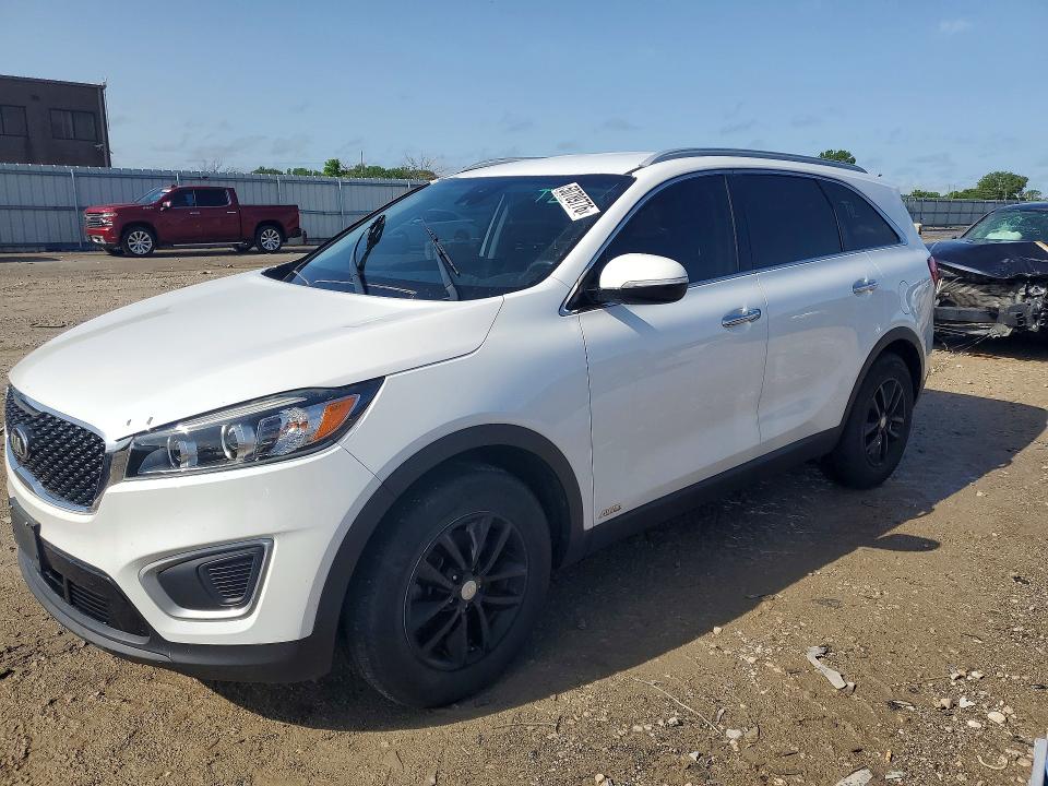 KIA SORENTO LX 2016