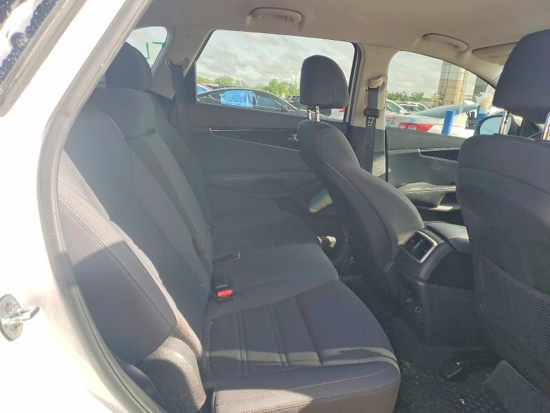 KIA SORENTO LX 2016