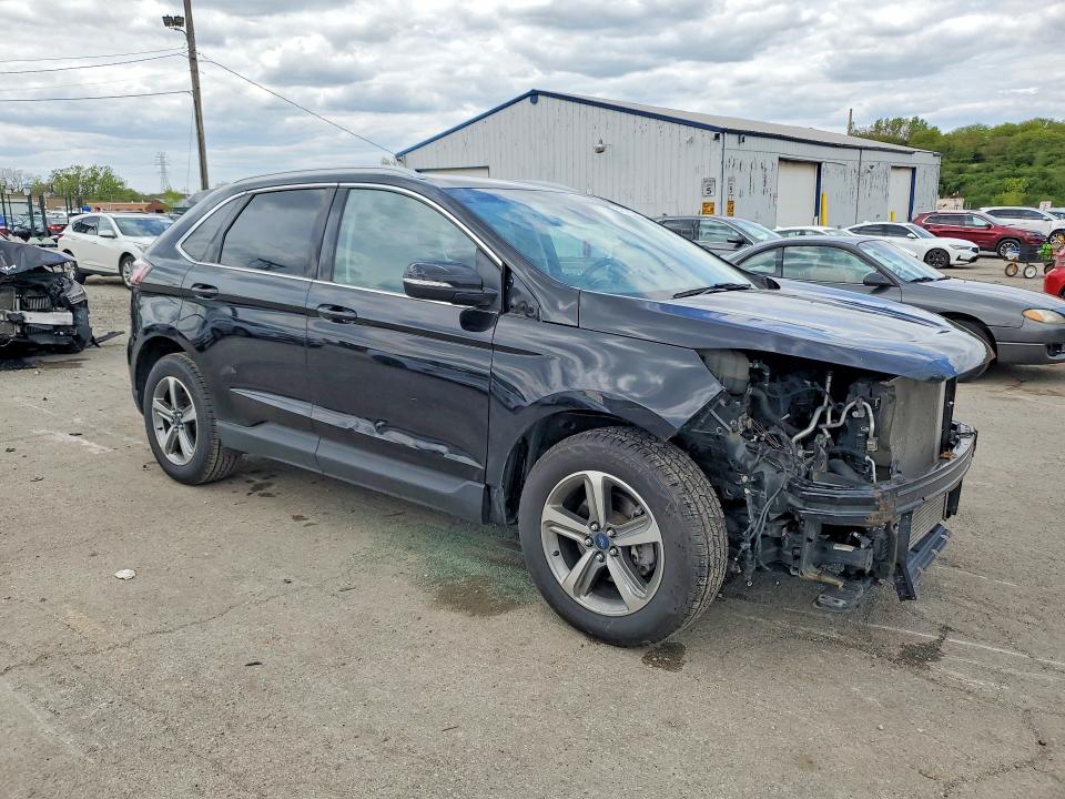 FORD EDGE SEL 2019