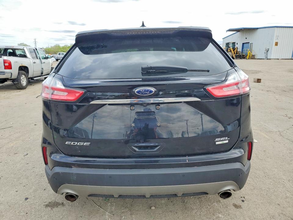 FORD EDGE SEL 2019
