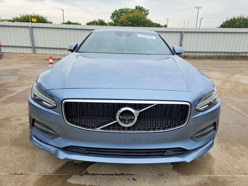 VOLVO S90 T5 MOMENTUM 2017