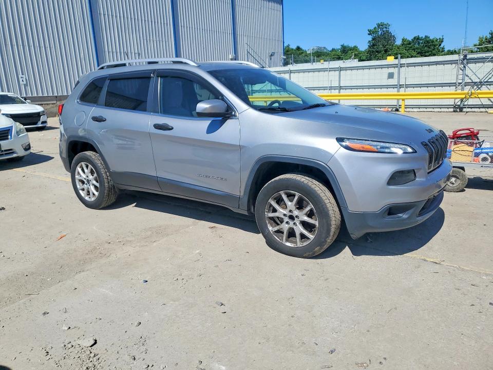 JEEP CHEROKEE LATITUDE 2015