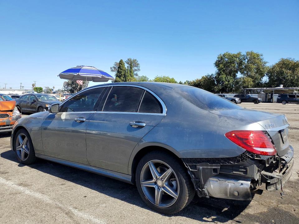 MERCEDES-BENZ AMG E 300 2016
