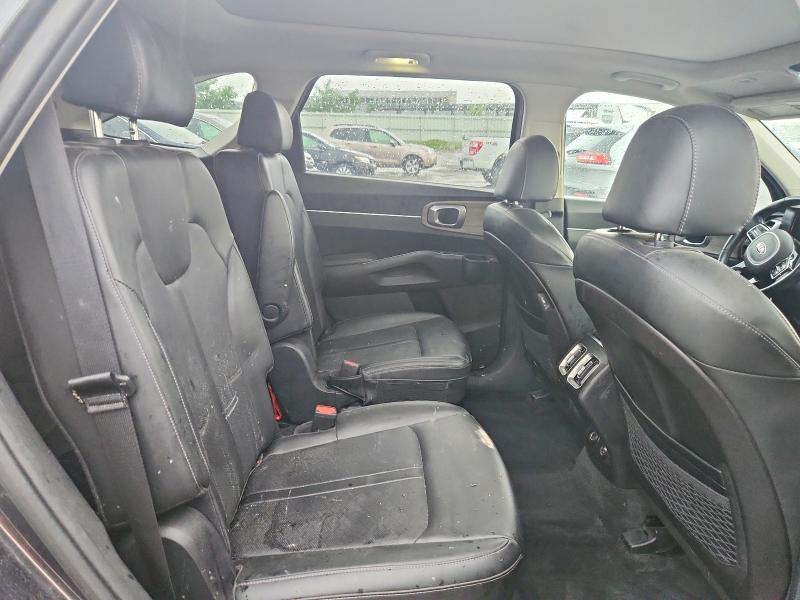 KIA SORENTO EX 2021