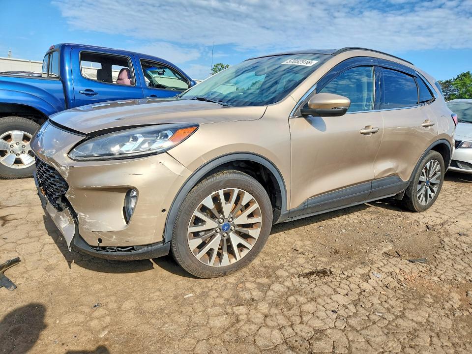 FORD ESCAPE TITANIUM 2019