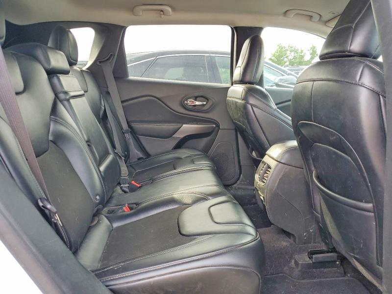 JEEP CHEROKEE LATITUDE PLUS 2018