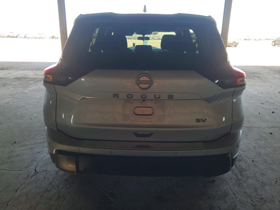 NISSAN ROGUE SV 2024