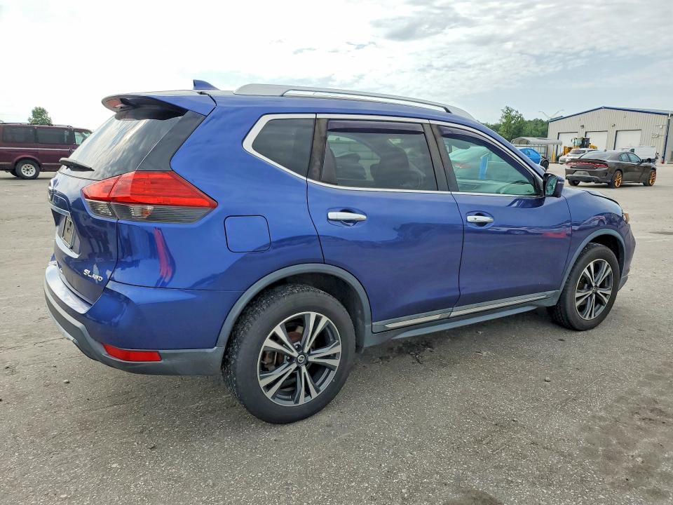 NISSAN ROGUE SL 2017