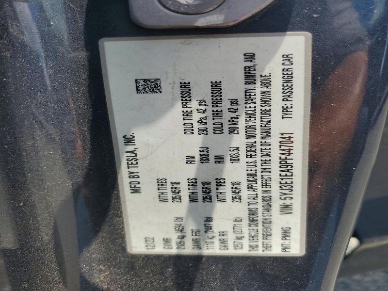 TESLA MODEL 3 2022