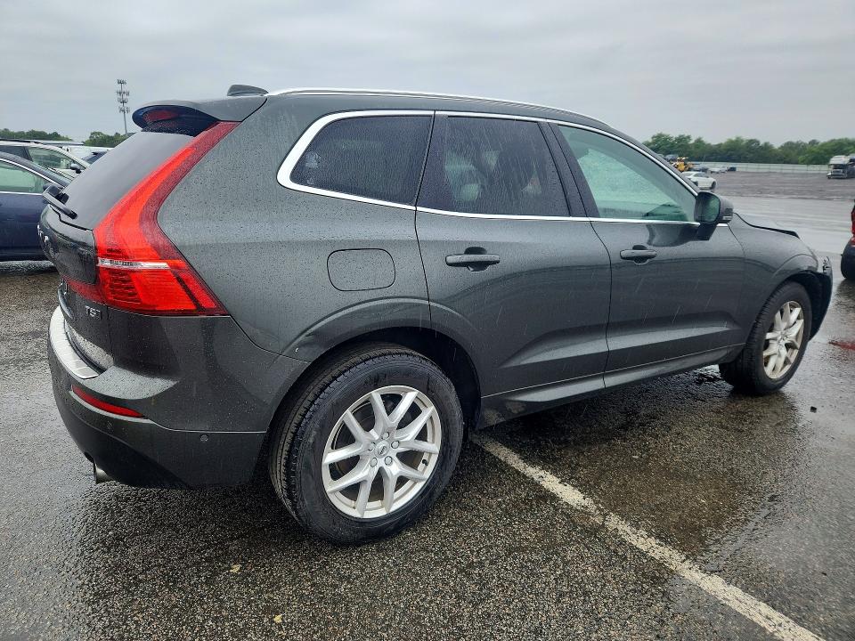VOLVO XC60 T5 MOMENTUM 2018