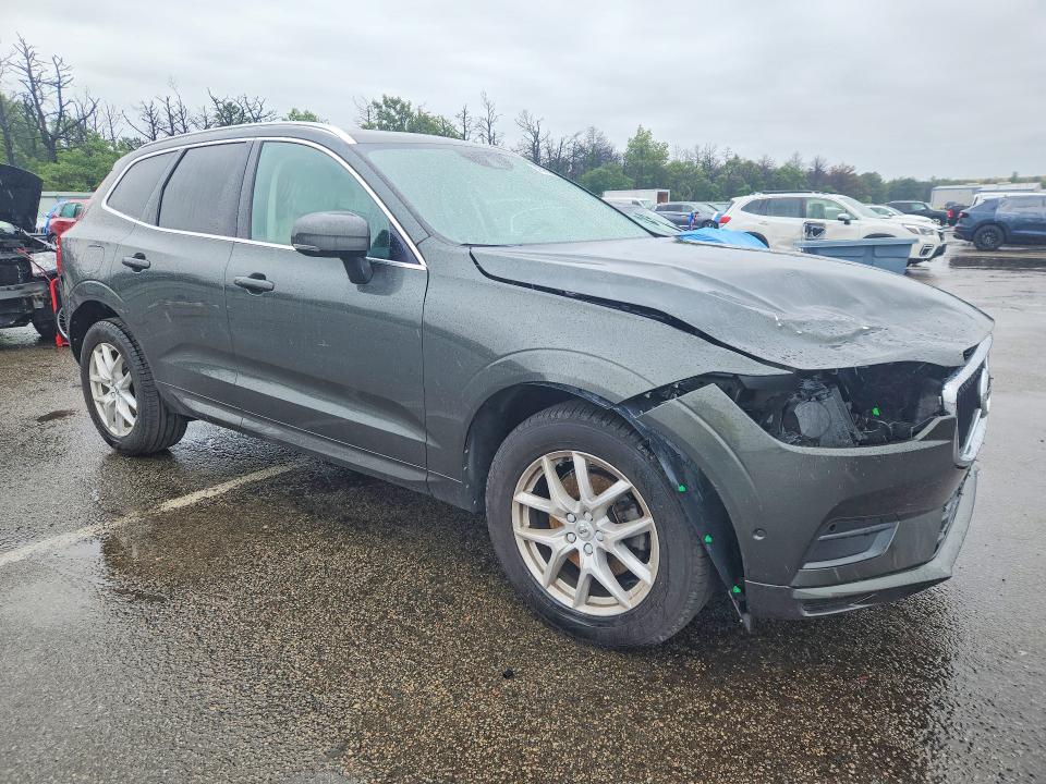 VOLVO XC60 T5 MOMENTUM 2018