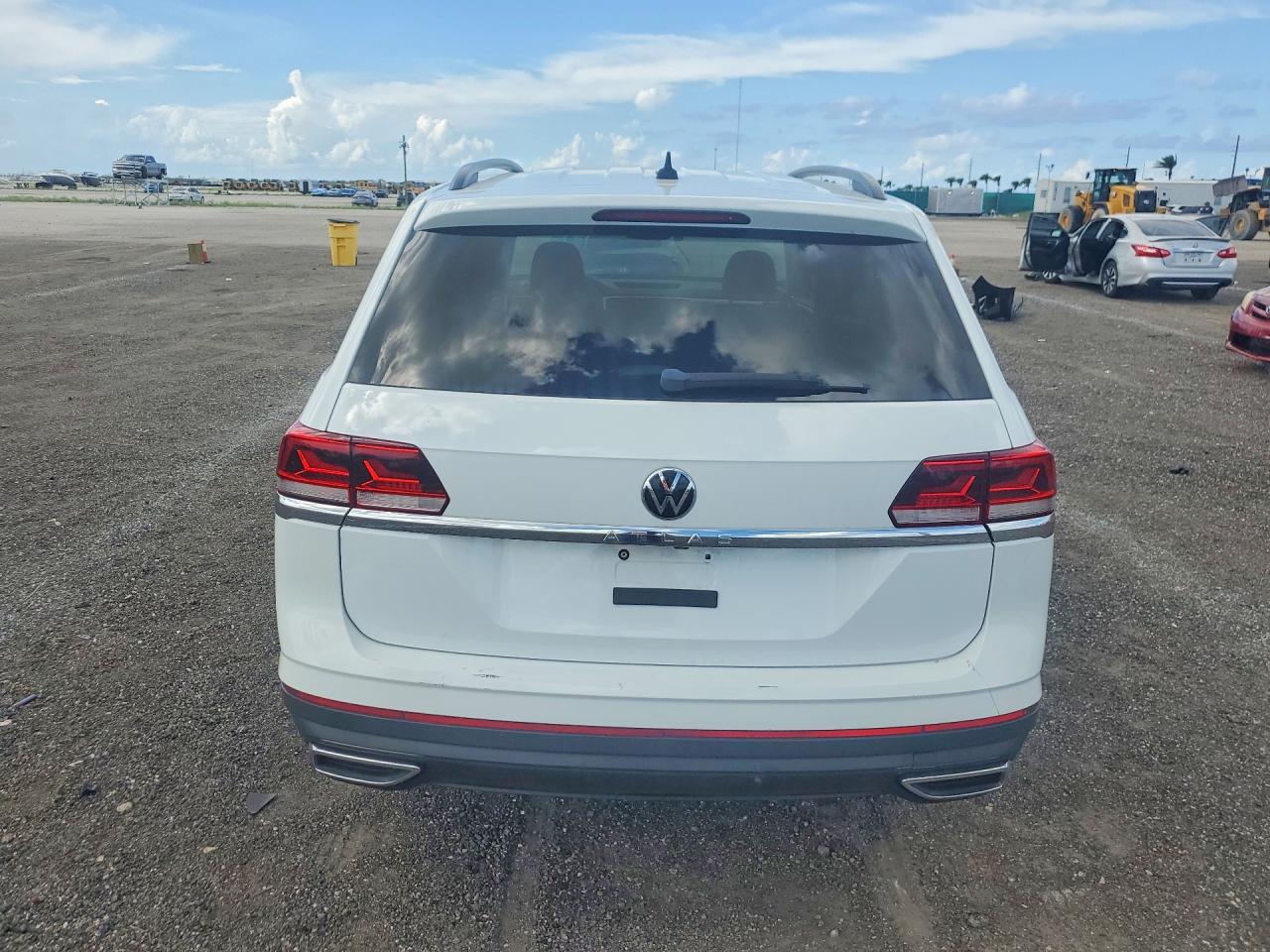 VOLKSWAGEN ATLAS CROSS SPORT S