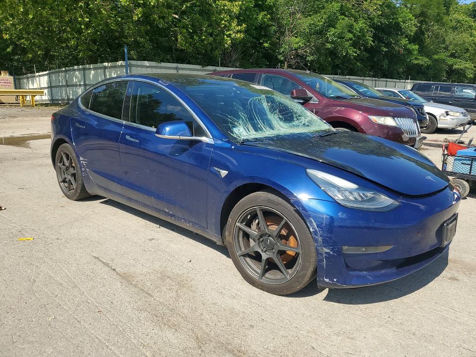 TESLA MODEL 3 2018