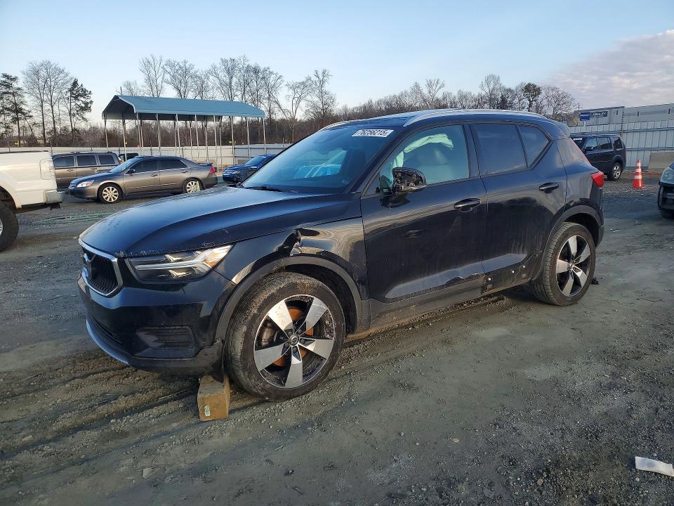 VOLVO XC40 T5 MOMENTUM 2020