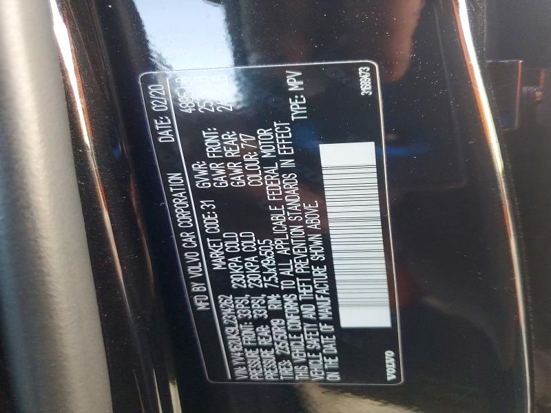VOLVO XC40 T5 MOMENTUM 2020