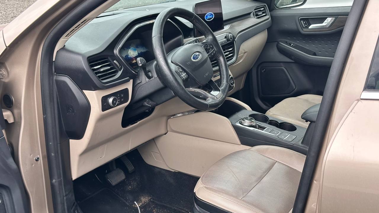 FORD ESCAPE TITANIUM 2019