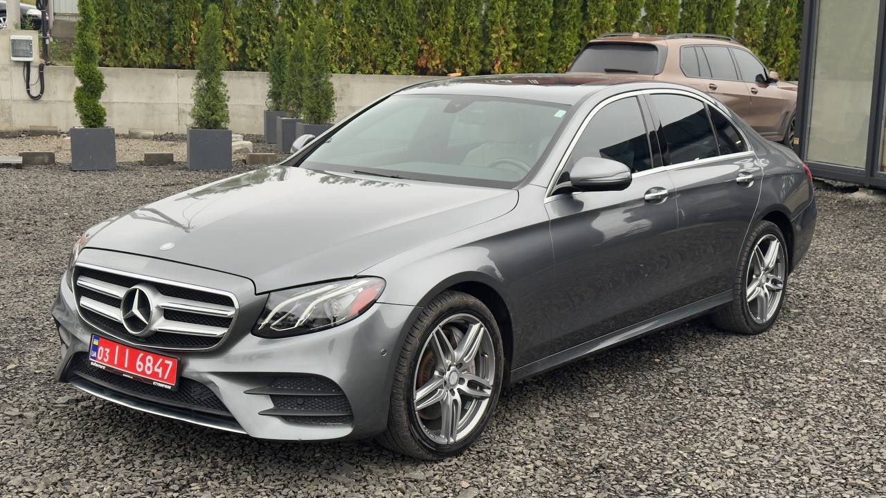 MERCEDES-BENZ E 300 2016