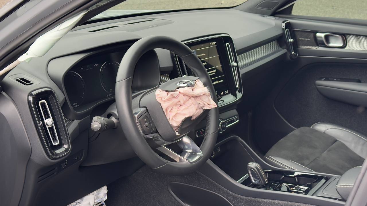 VOLVO XC40 T5 R-DESIGN 2021