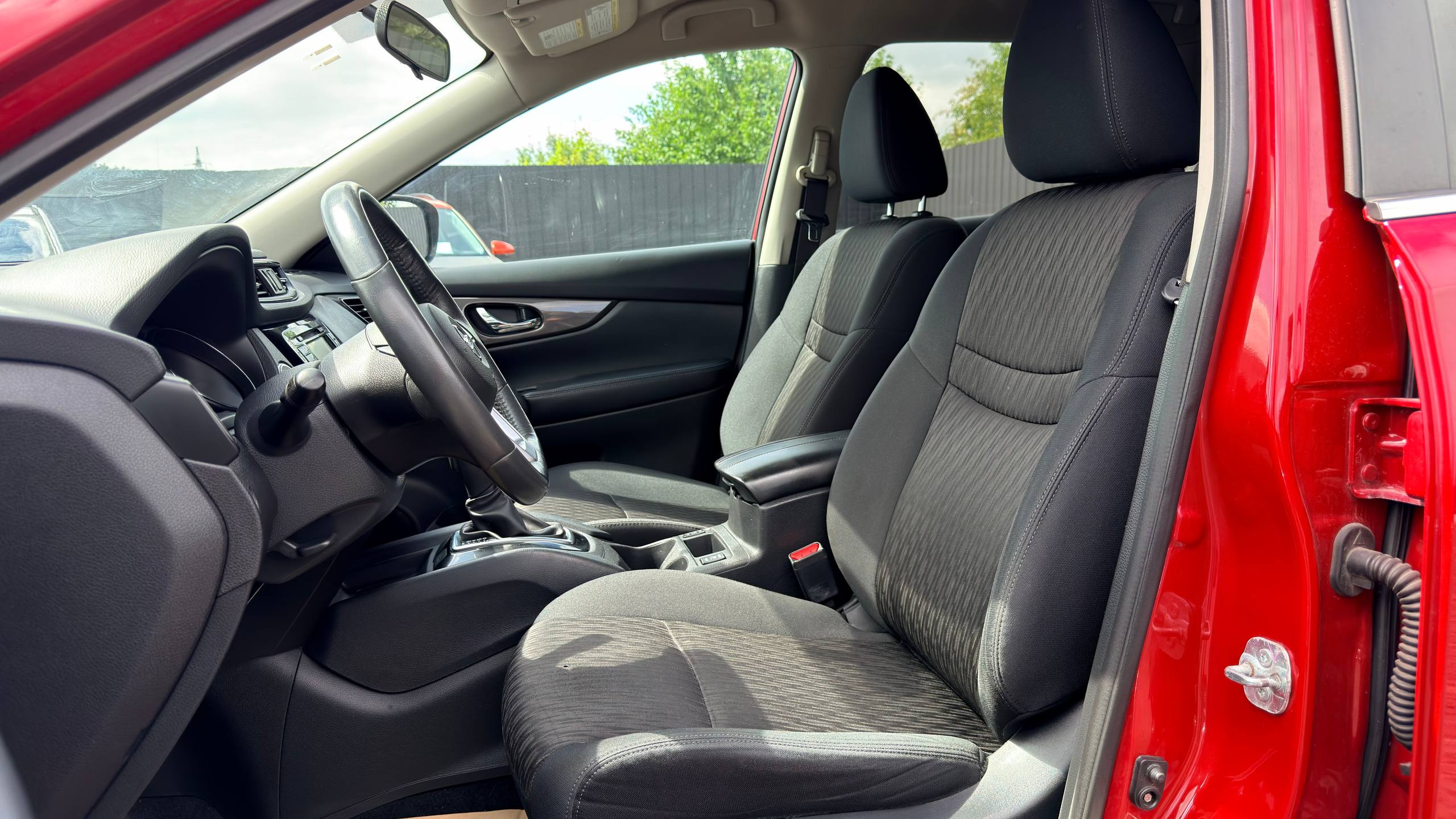 NISSAN ROGUE SV 2016