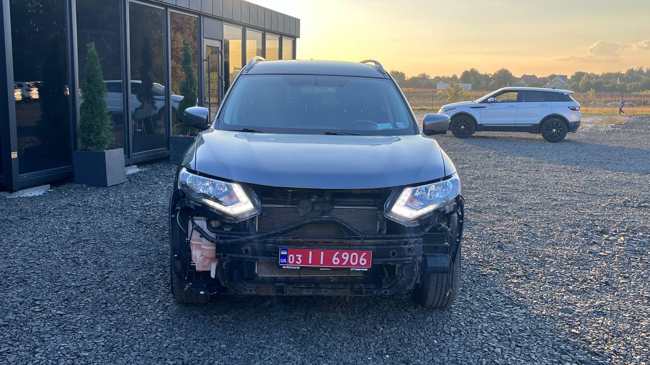 NISSAN ROGUE SV 2016