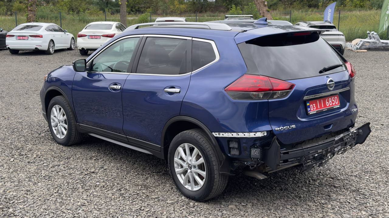 NISSAN ROGUE SV 2017