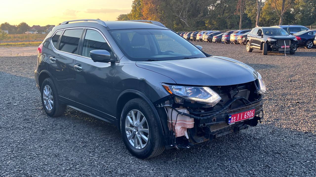 NISSAN ROGUE SV 2016