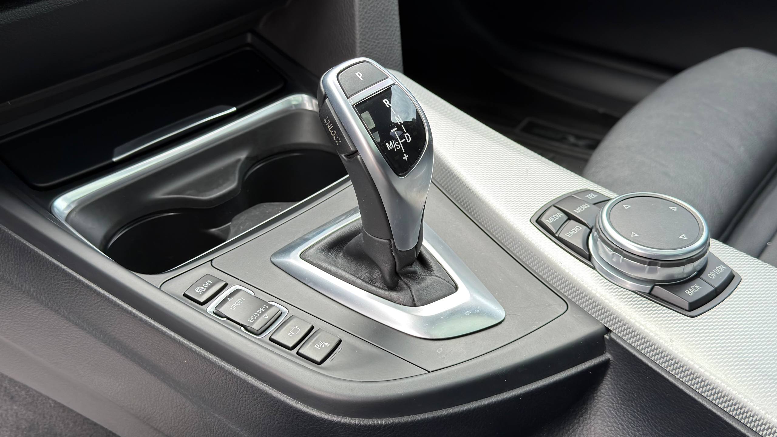 BMW 328 XI GT 2015