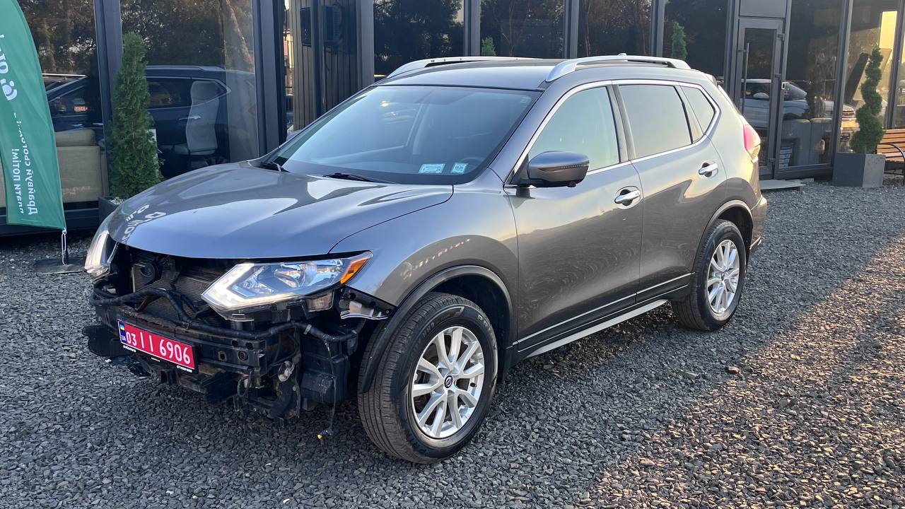NISSAN ROGUE SV 2016
