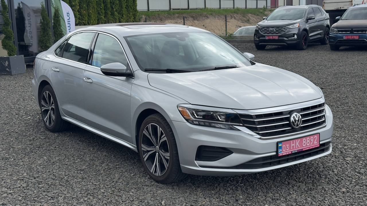 VOLKSWAGEN PASSAT SE 2020