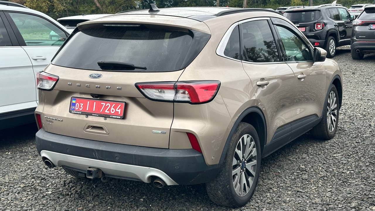 FORD ESCAPE TITANIUM 2019