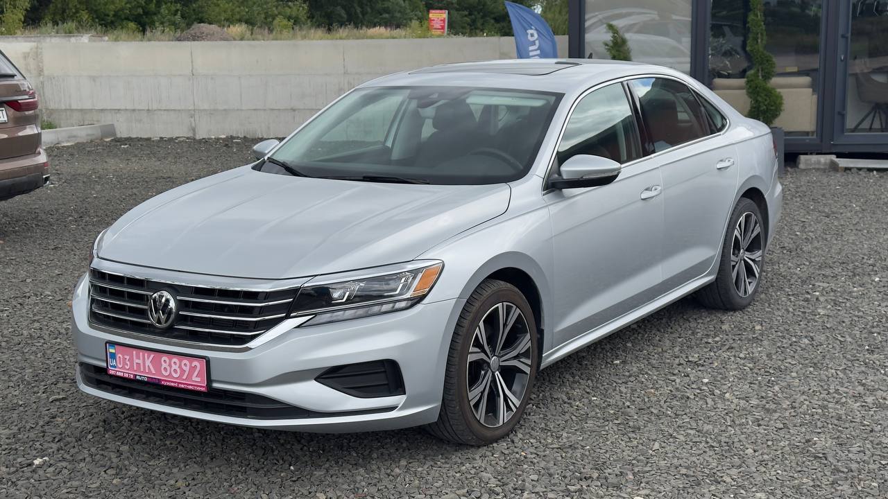 VOLKSWAGEN PASSAT SE 2020
