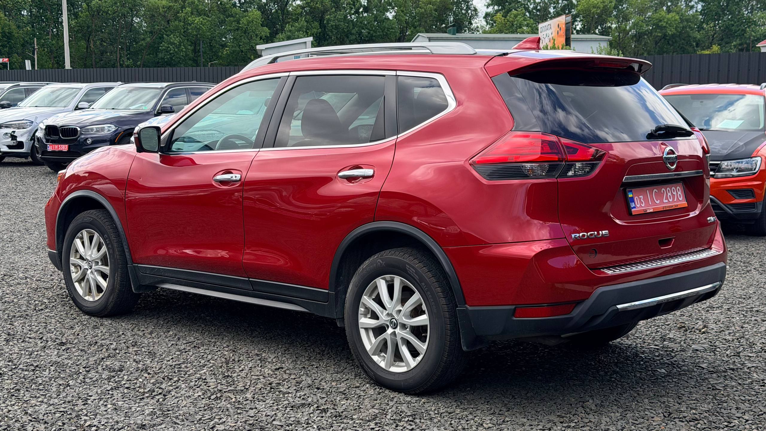 NISSAN ROGUE SV 2016