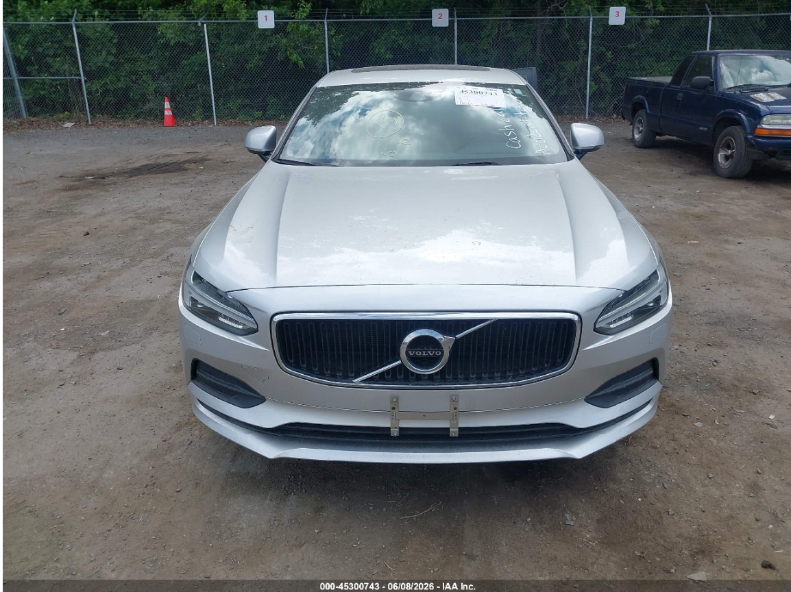 VOLVO S90 T5 MOMENTUM 2018