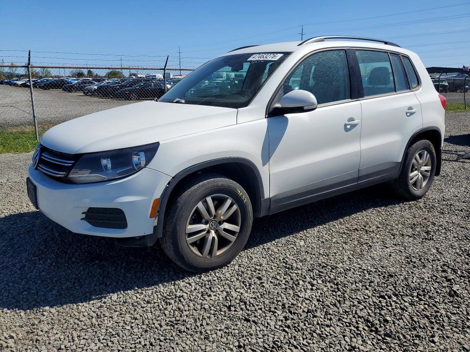 VOLKSWAGEN TIGUAN S 2016