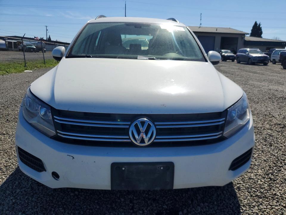 VOLKSWAGEN TIGUAN S 2016