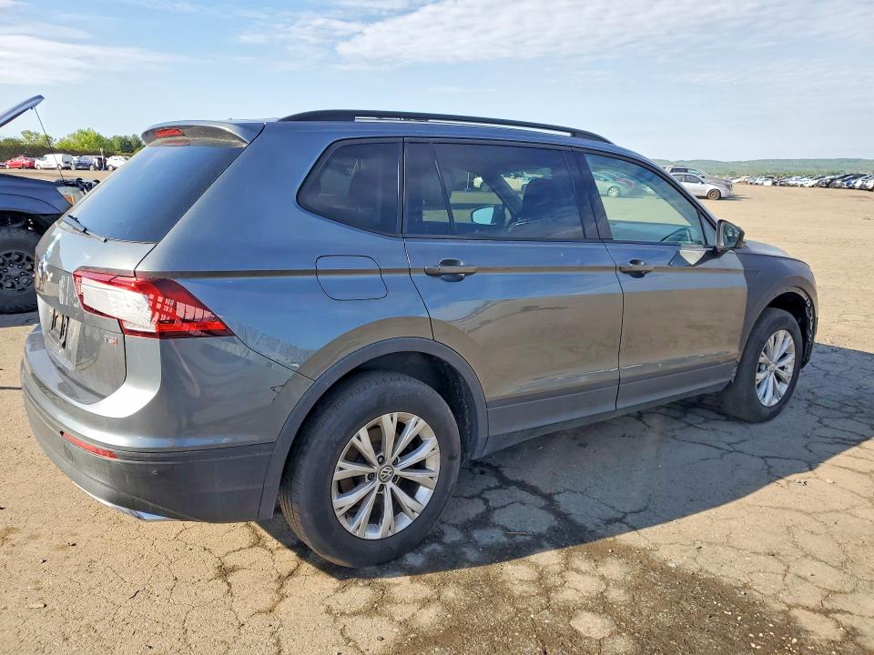 VOLKSWAGEN TIGUAN S 2017