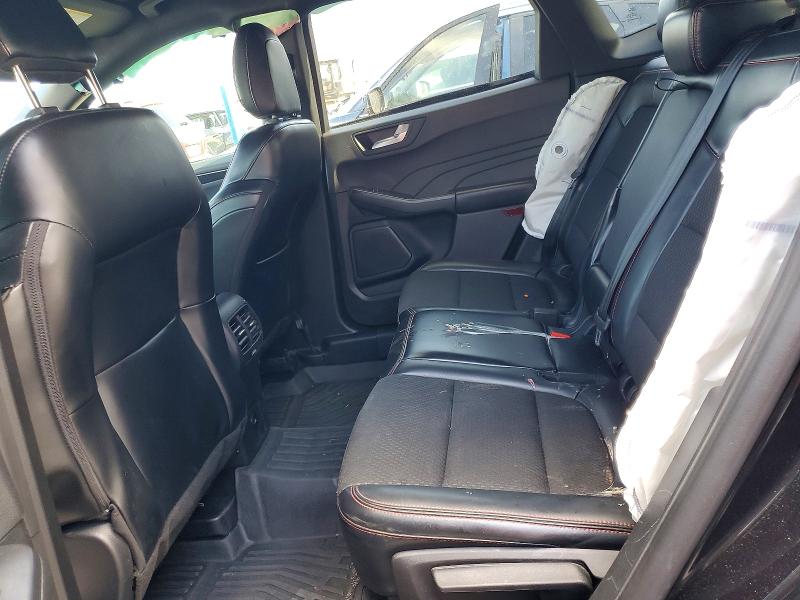 FORD ESCAPE ST LINE 2024