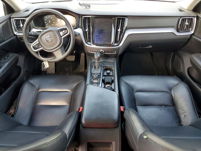 VOLVO S60 T5 MOMENTUM 2020