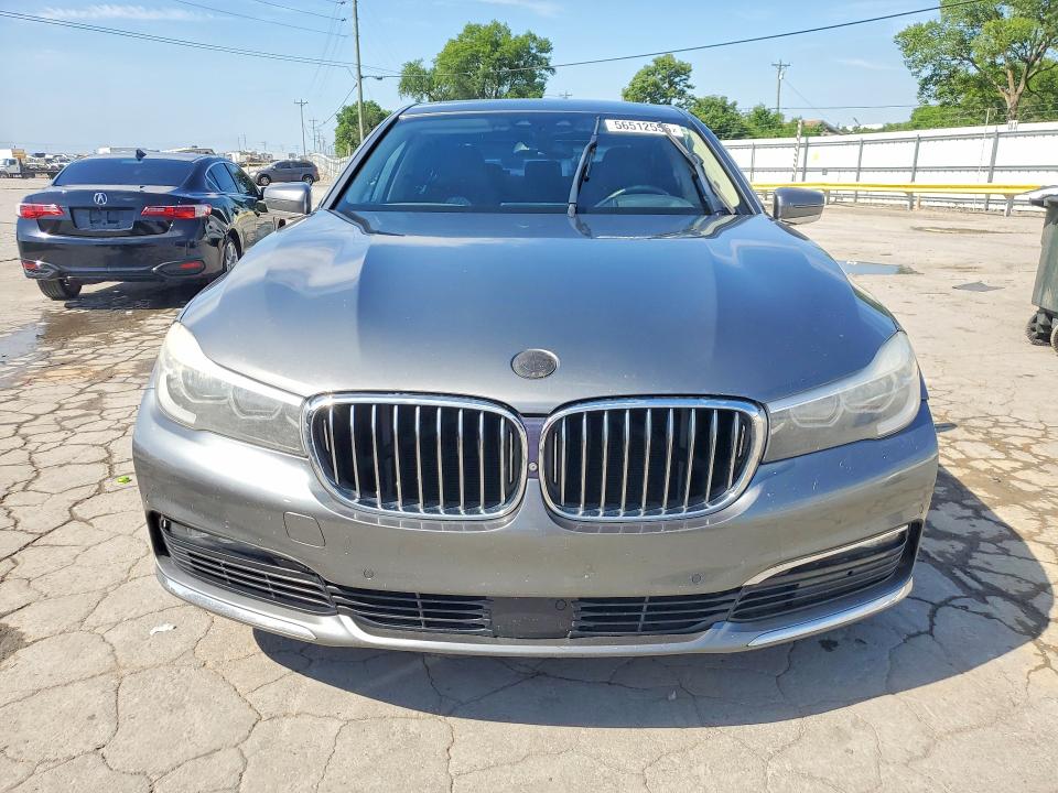 BMW 740 I 2015