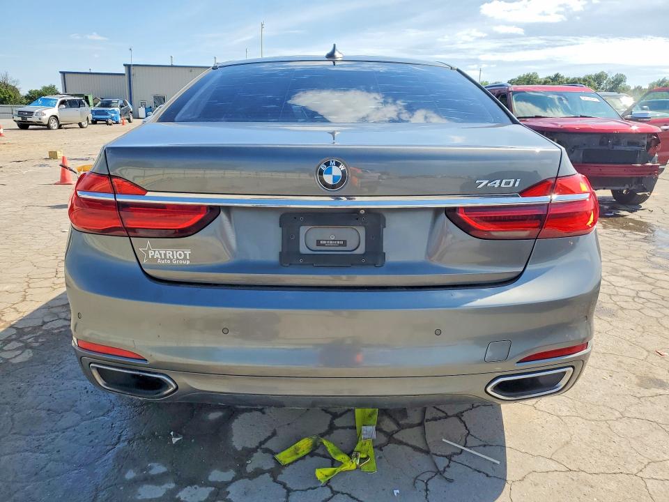 BMW 740 I 2015
