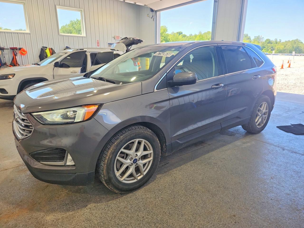 FORD EDGE SEL 2021