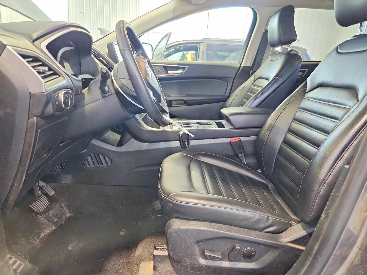 FORD EDGE SEL 2021